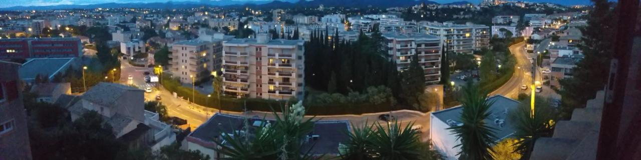 Joli Appartement Centre Saint-Raphael Piscine Esterno foto