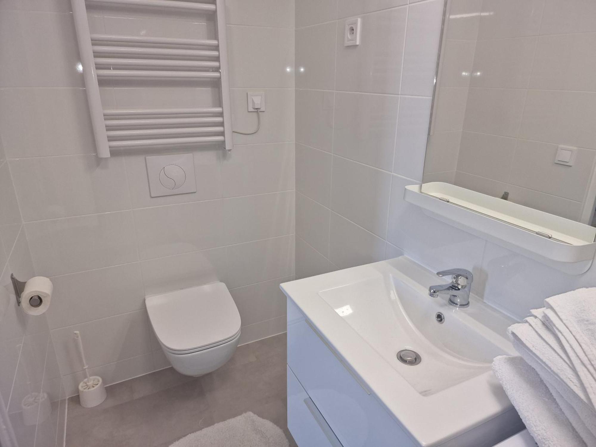 Joli Appartement Centre Saint-Raphael Piscine Esterno foto